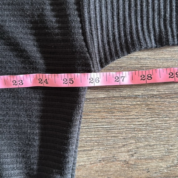 Chico's Ribbed Knit Structured Tunic Top Black - Picture 8 of 10